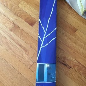 Light up tree branches